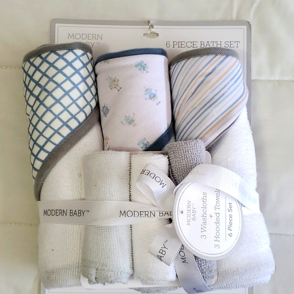 Modern Baby Other - Modern Baby Six Piece Bath Set